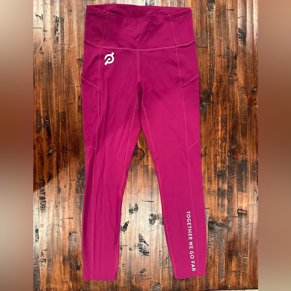 Lululemon x Peloton fast and free 7/8
